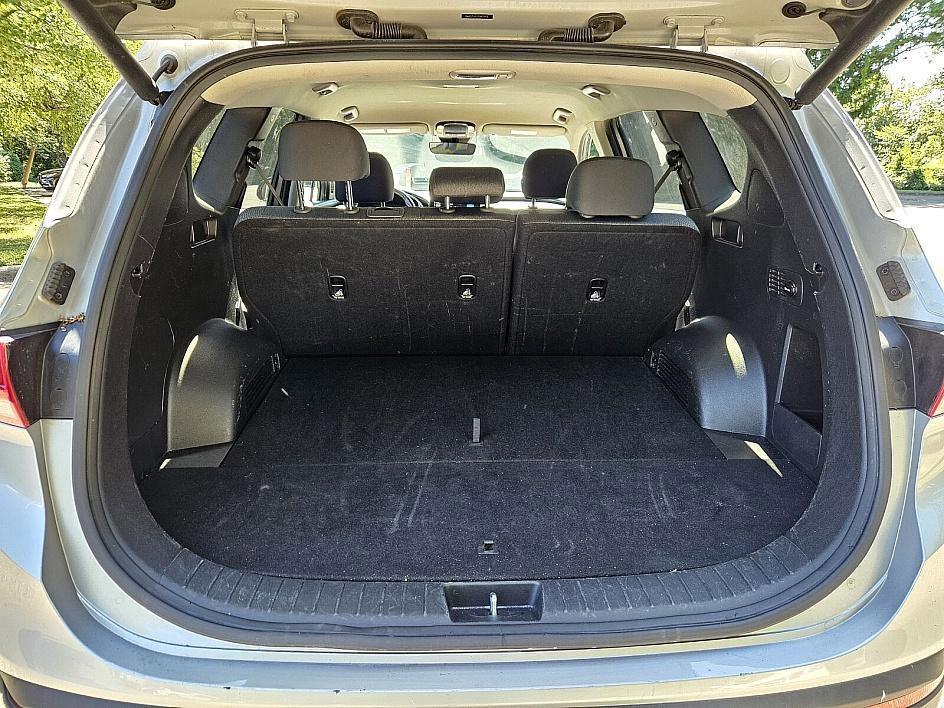 used 2023 Hyundai Santa Fe car, priced at $21,047