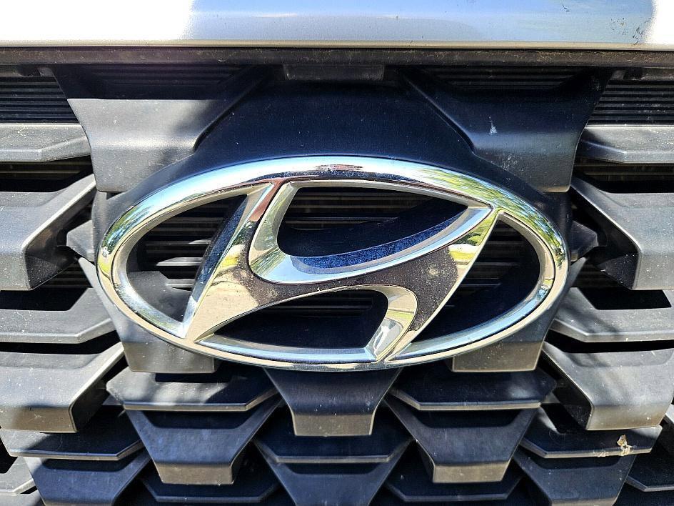 used 2023 Hyundai Santa Fe car, priced at $21,047