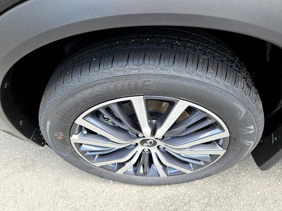 new 2025 INFINITI QX60 car, priced at $67,662