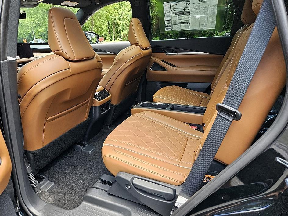new 2025 INFINITI QX60 car, priced at $67,662