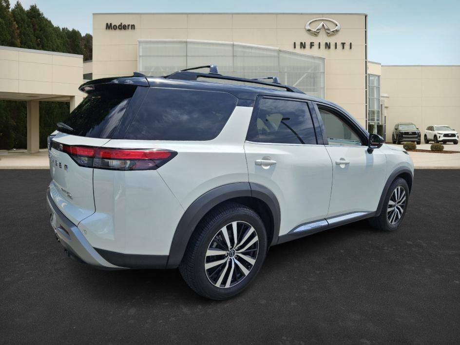used 2023 Nissan Pathfinder car, priced at $38,999