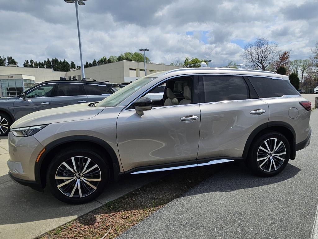 new 2025 INFINITI QX60 car, priced at $66,000