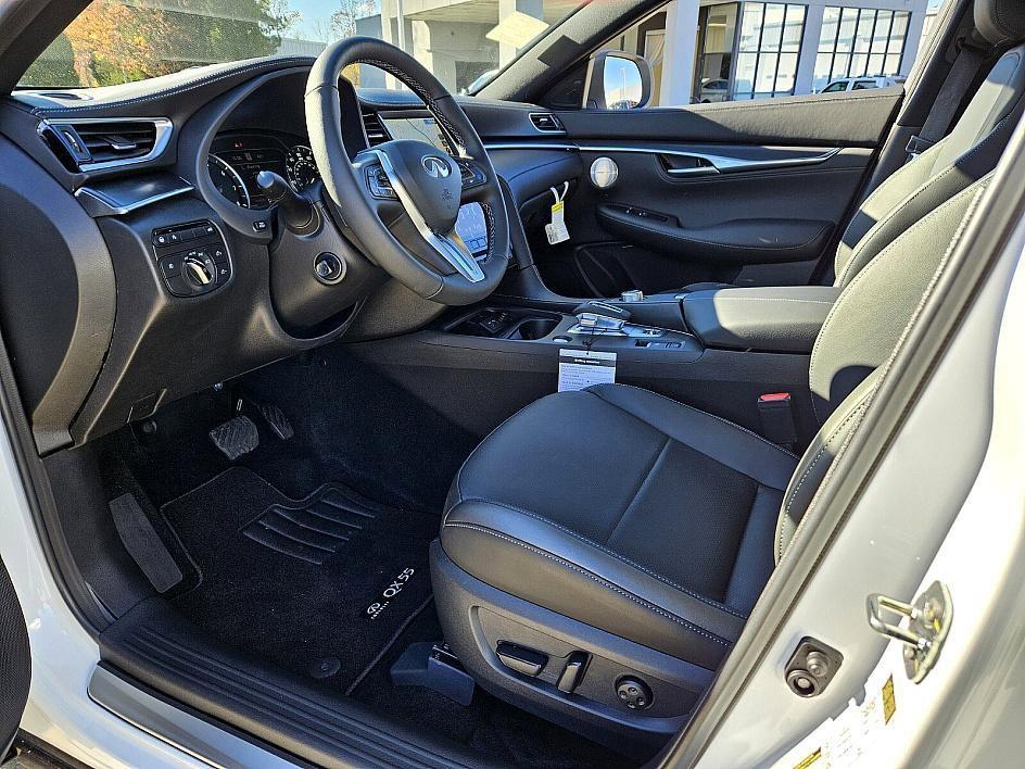 new 2025 INFINITI QX55 car, priced at $56,192