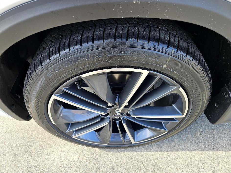 new 2025 INFINITI QX50 car, priced at $52,947