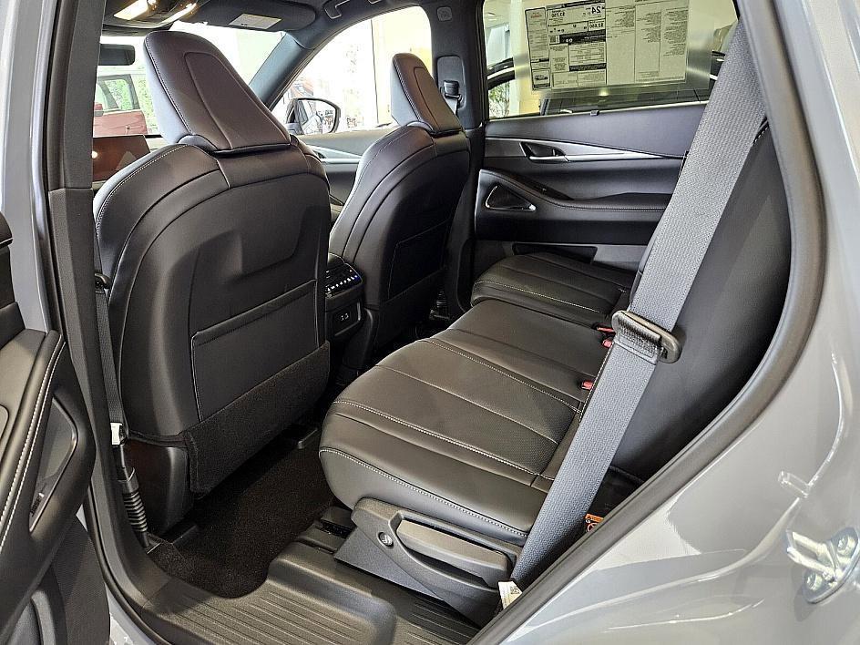 new 2025 INFINITI QX60 car, priced at $61,092