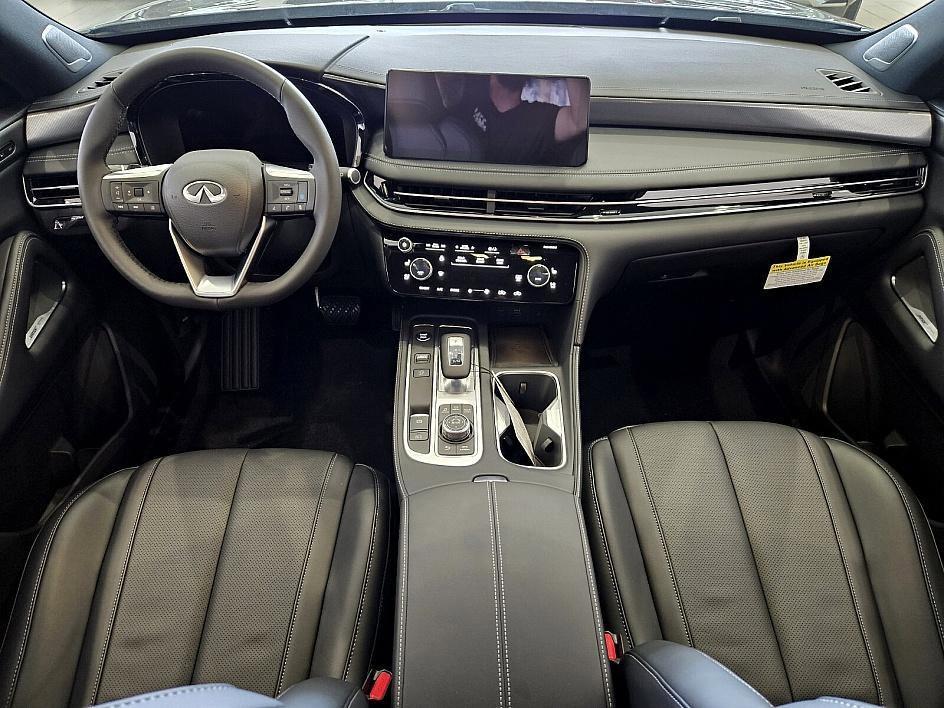 new 2025 INFINITI QX60 car, priced at $61,092