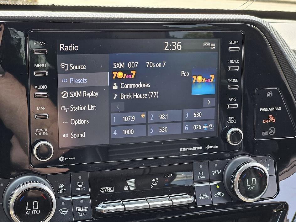used 2022 Toyota Highlander car, priced at $35,500