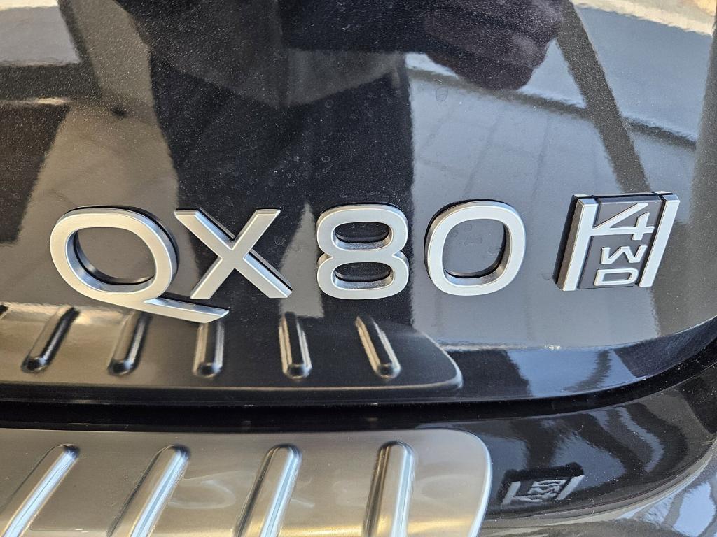 new 2025 INFINITI QX80 car, priced at $109,505