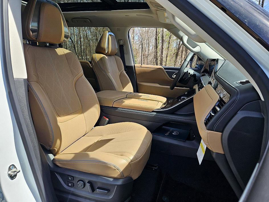 new 2025 INFINITI QX80 car, priced at $100,057