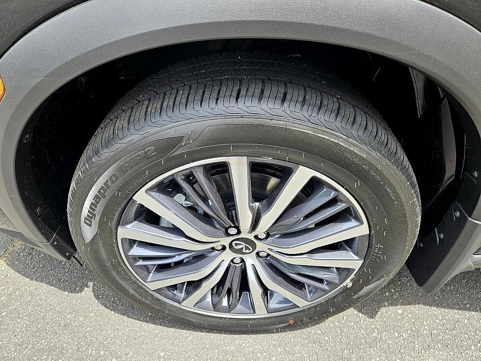 new 2025 INFINITI QX60 car, priced at $65,012