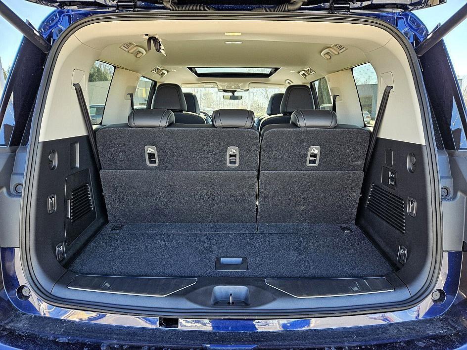 new 2025 INFINITI QX80 car, priced at $85,325