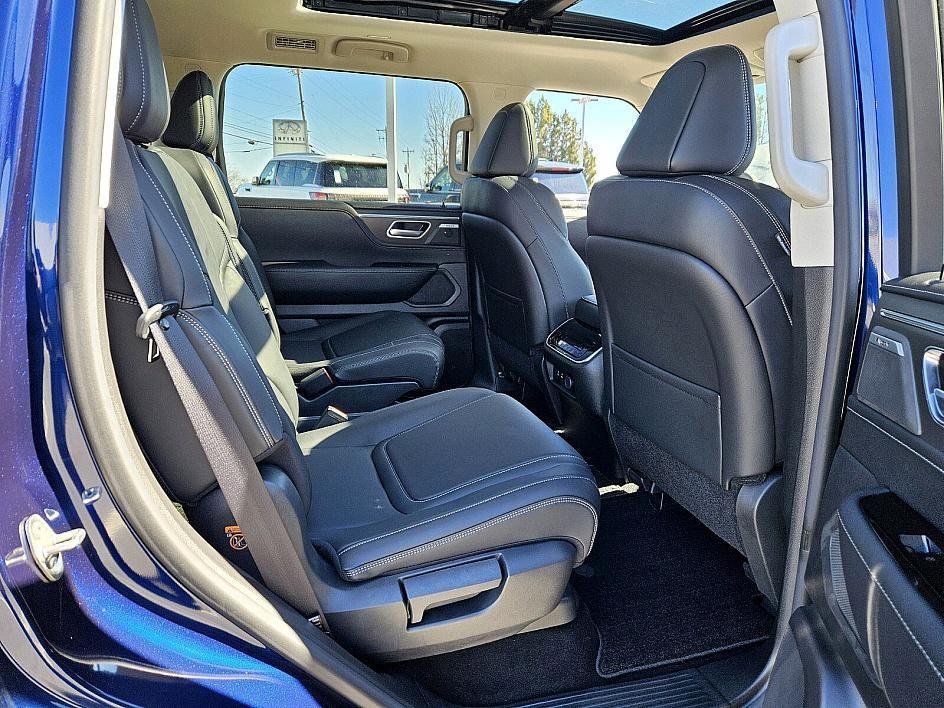 new 2025 INFINITI QX80 car, priced at $85,325