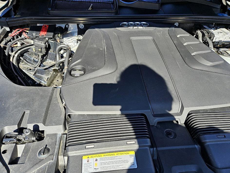 used 2017 Audi Q7 car, priced at $14,400