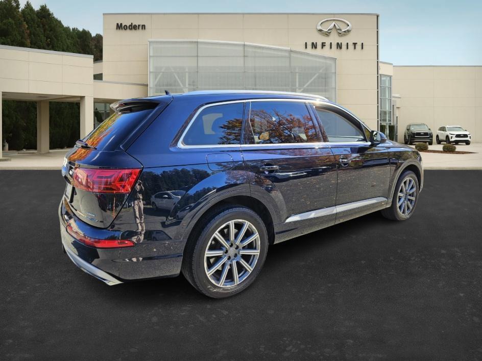 used 2017 Audi Q7 car, priced at $14,400