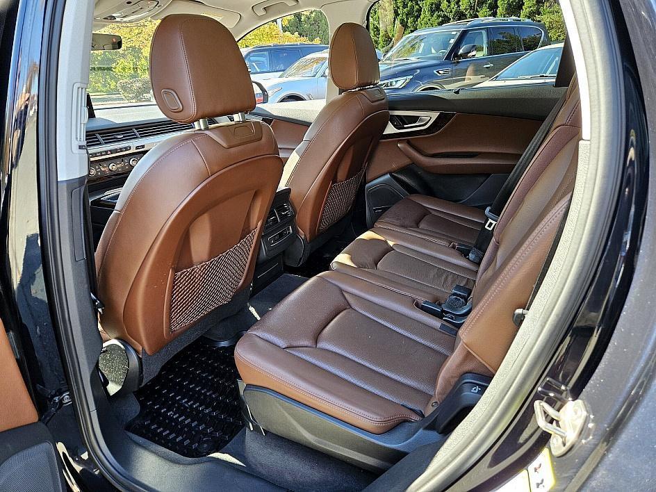 used 2017 Audi Q7 car, priced at $14,400