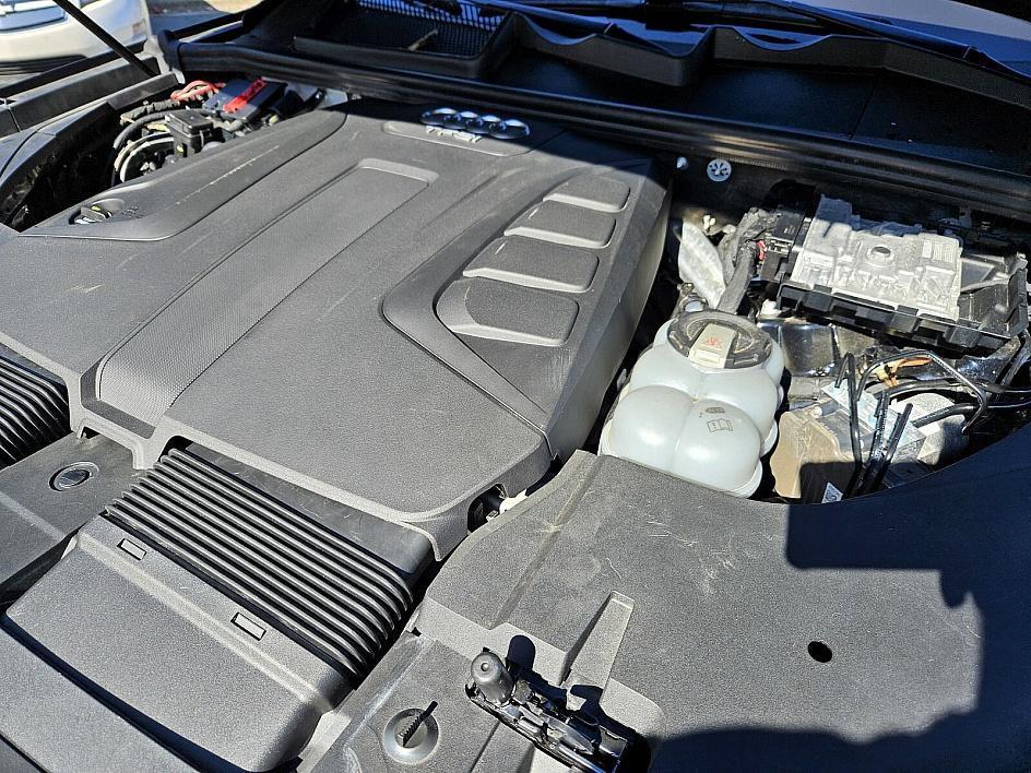 used 2017 Audi Q7 car, priced at $14,400