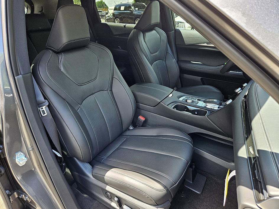 new 2025 INFINITI QX60 car, priced at $61,795