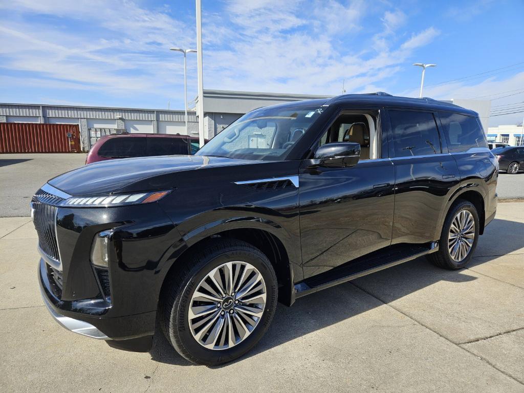 new 2025 INFINITI QX80 car, priced at $105,597