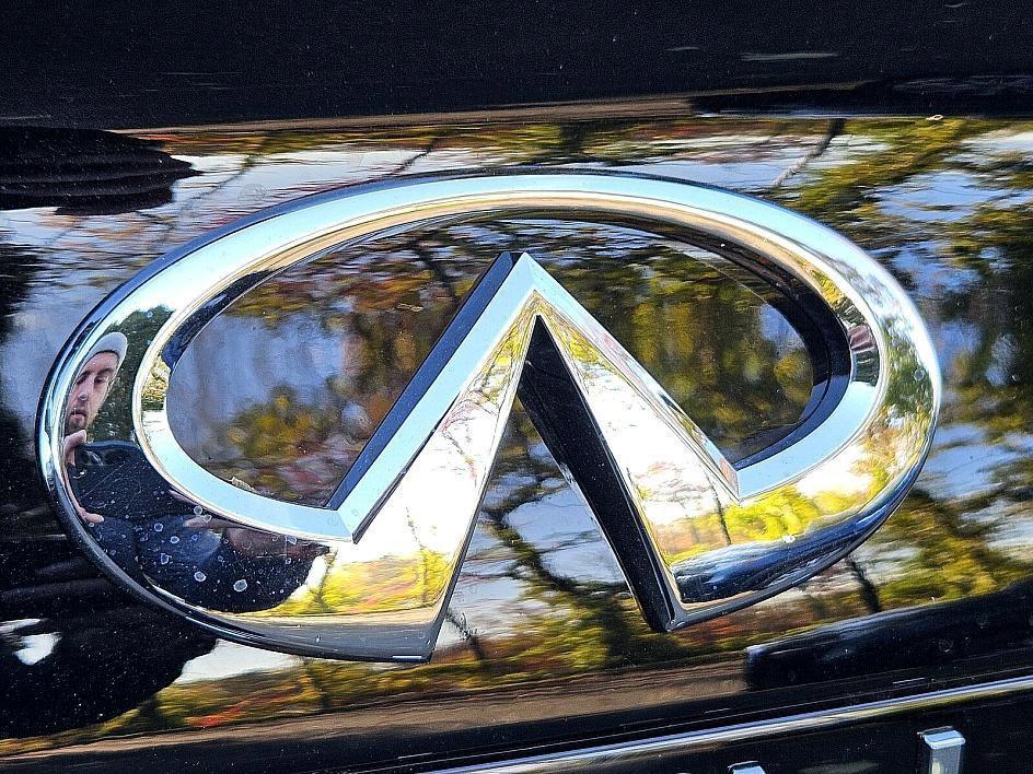 new 2025 INFINITI QX50 car, priced at $47,382