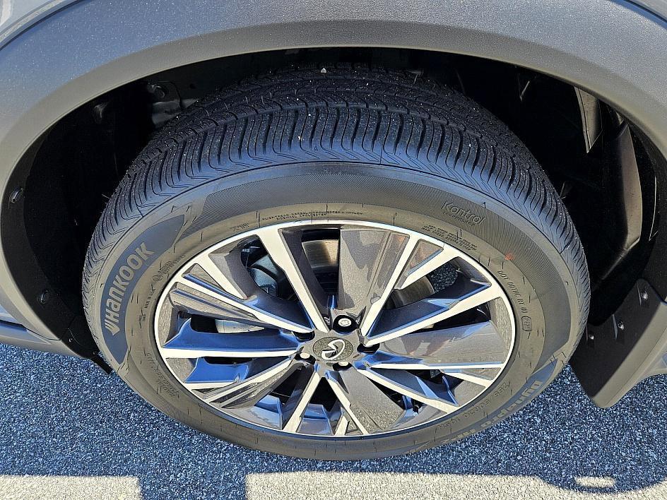 new 2026 INFINITI QX60 car, priced at $56,740