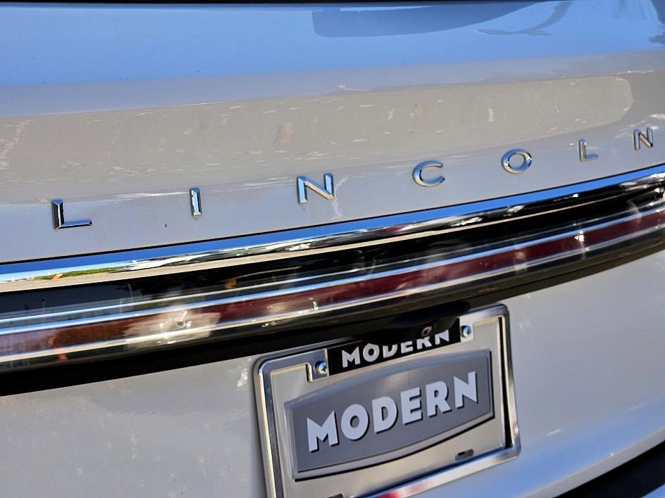 used 2022 Lincoln Nautilus car, priced at $32,879