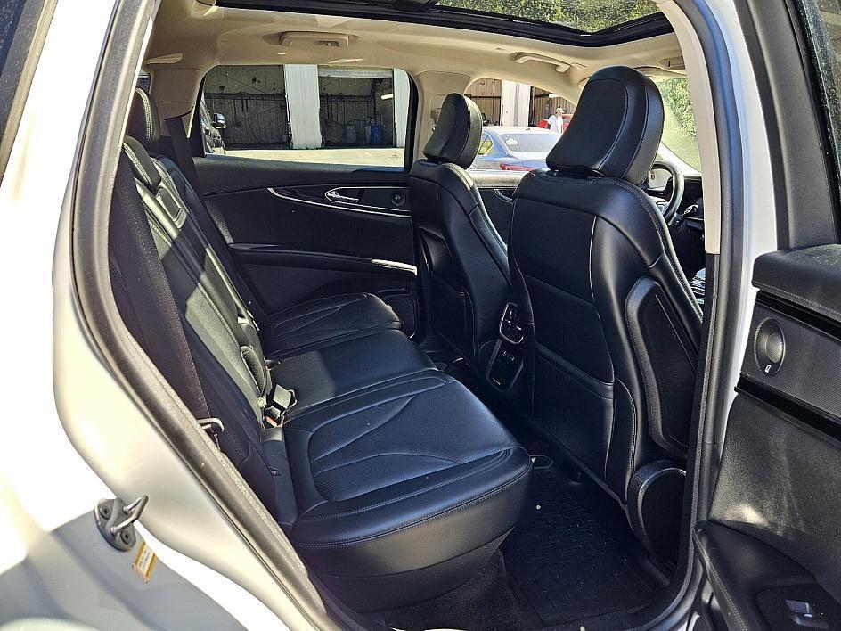 used 2022 Lincoln Nautilus car, priced at $32,879