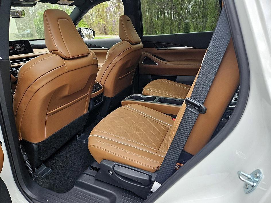 new 2025 INFINITI QX60 car, priced at $69,550