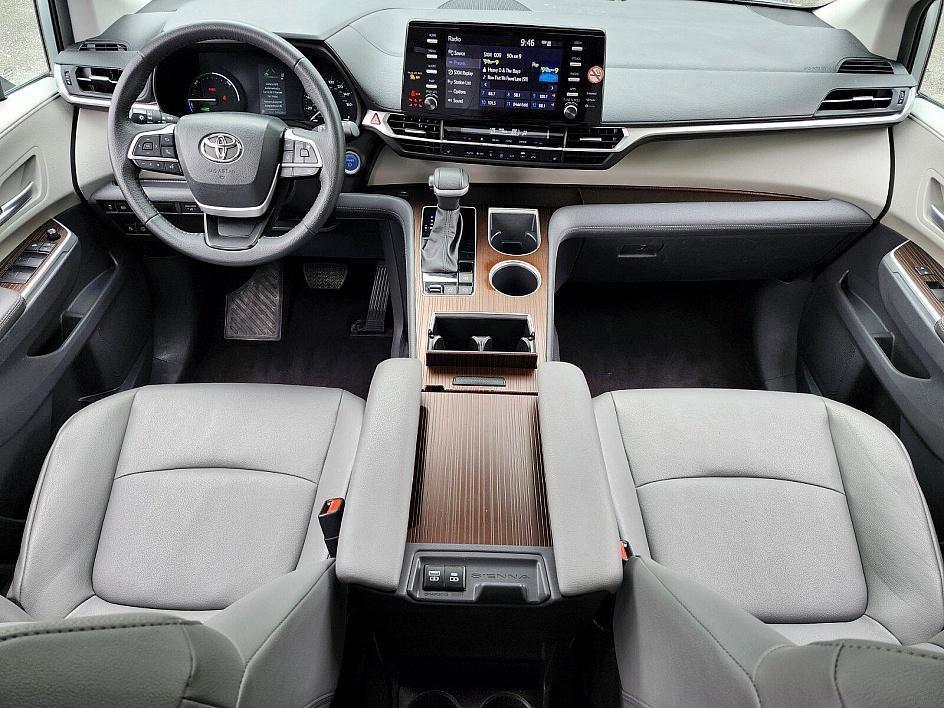 used 2023 Toyota Sienna car, priced at $38,998