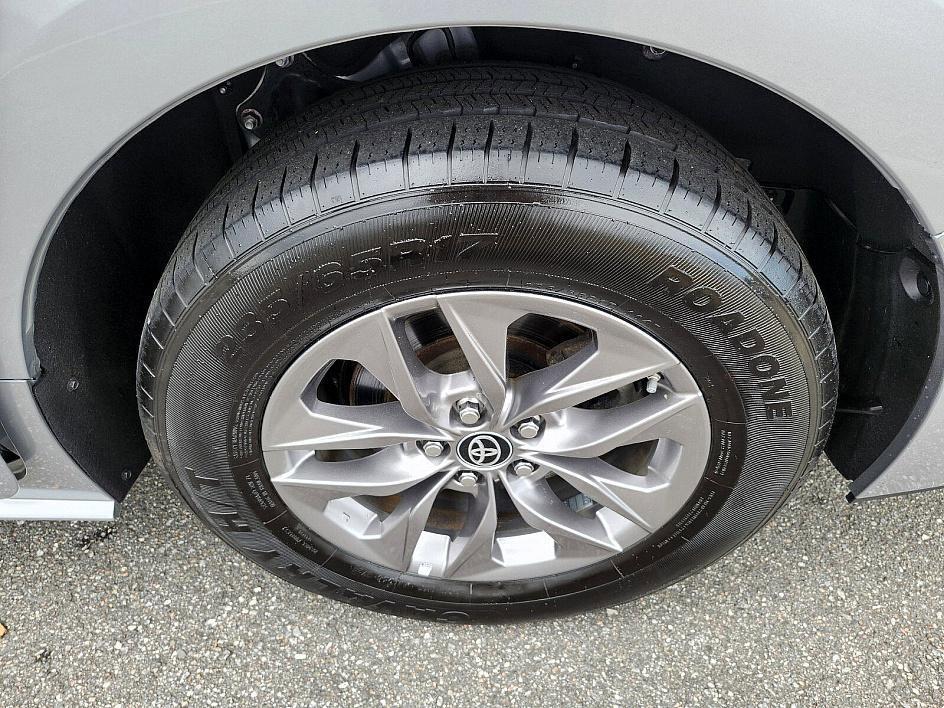 used 2023 Toyota Sienna car, priced at $38,998