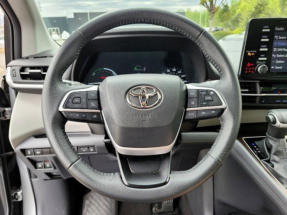 used 2023 Toyota Sienna car, priced at $38,998