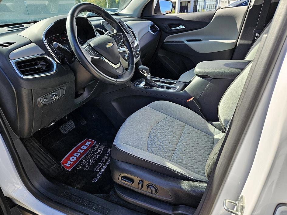 used 2023 Chevrolet Equinox car, priced at $19,681