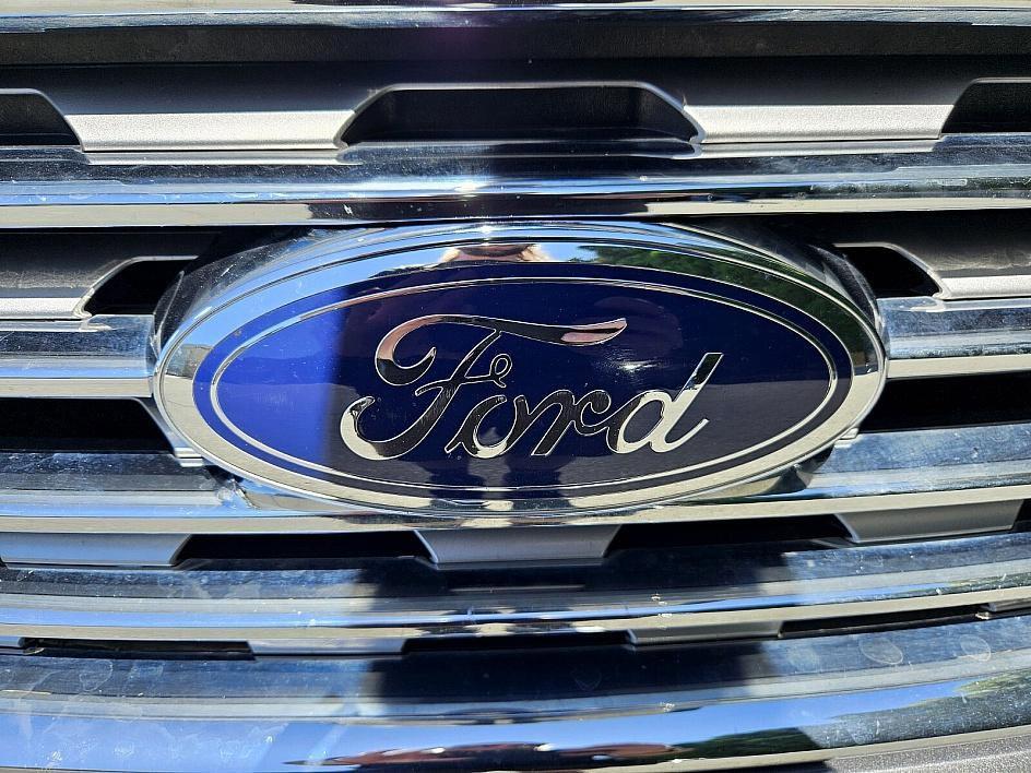 used 2024 Ford Edge car, priced at $24,994