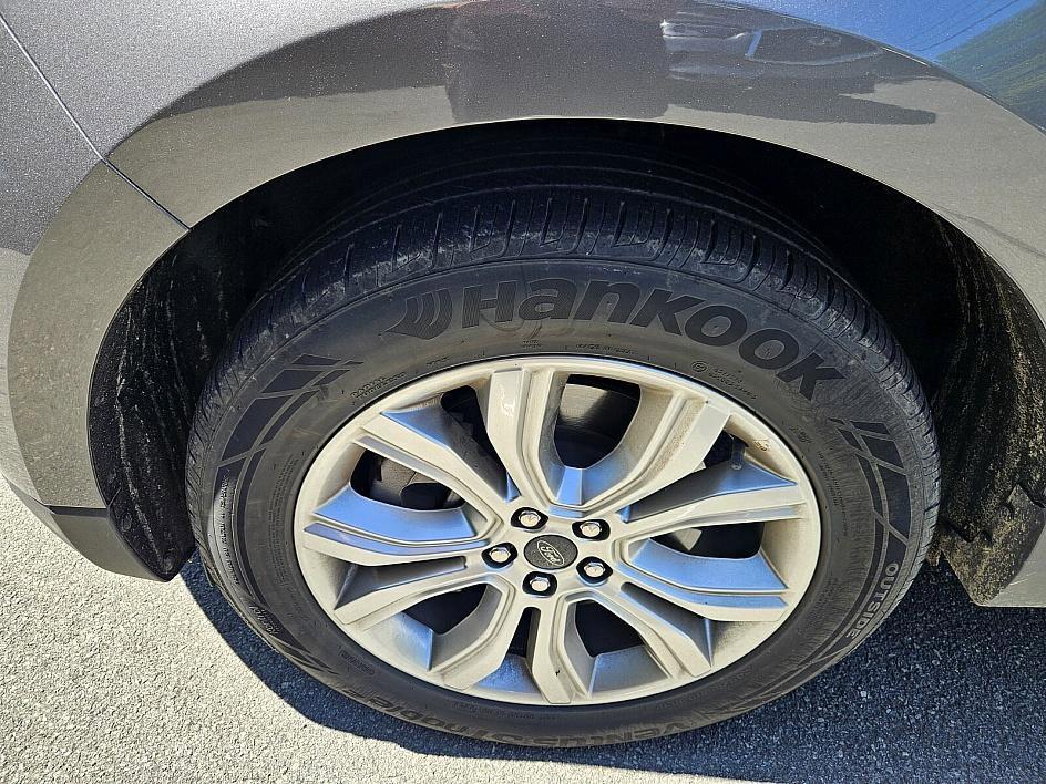used 2024 Ford Edge car, priced at $24,994