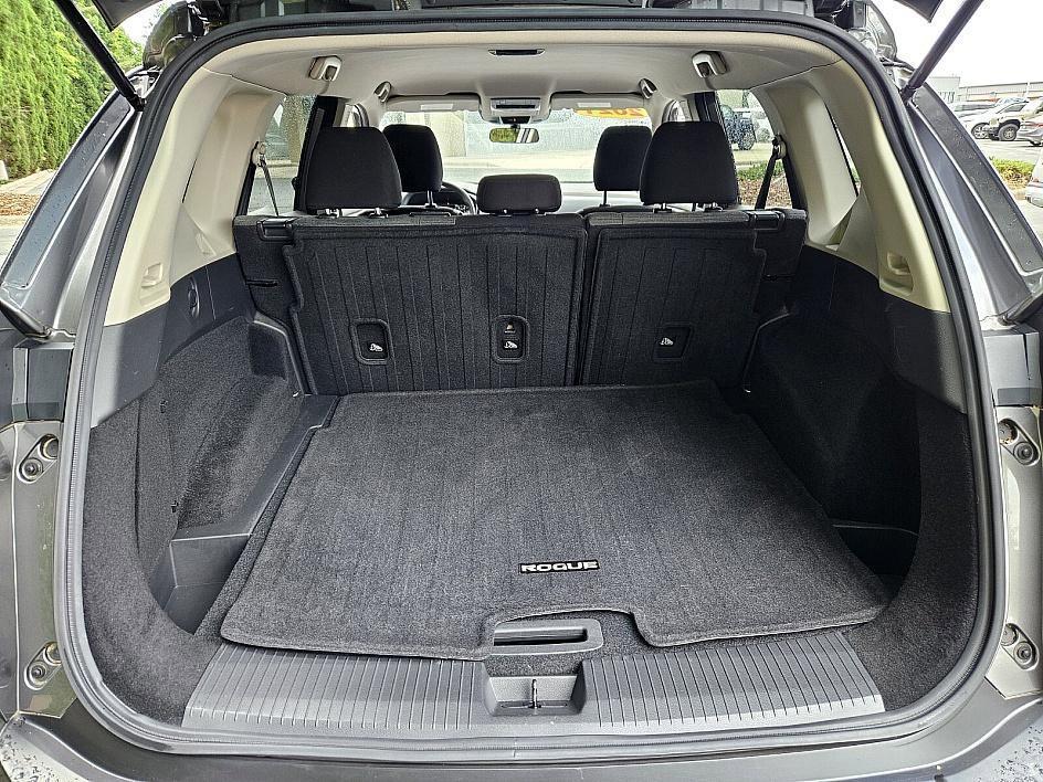 used 2021 Nissan Rogue car, priced at $19,500