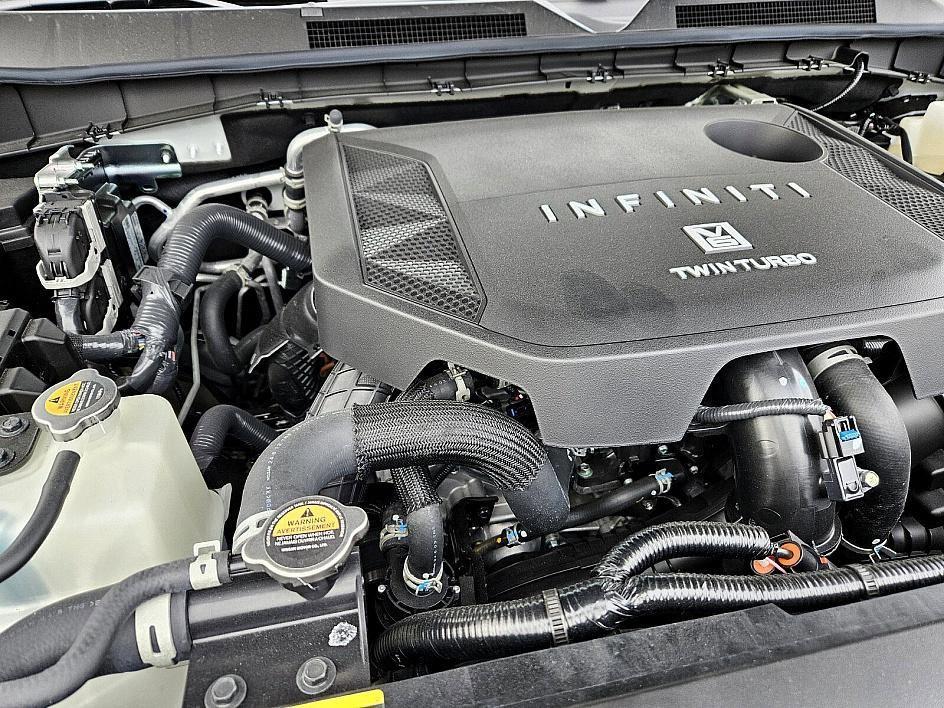 new 2025 INFINITI QX80 car, priced at $100,057