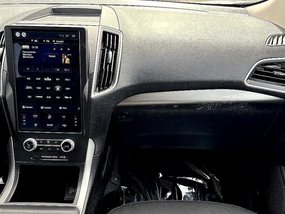 used 2022 Ford Edge car, priced at $22,438
