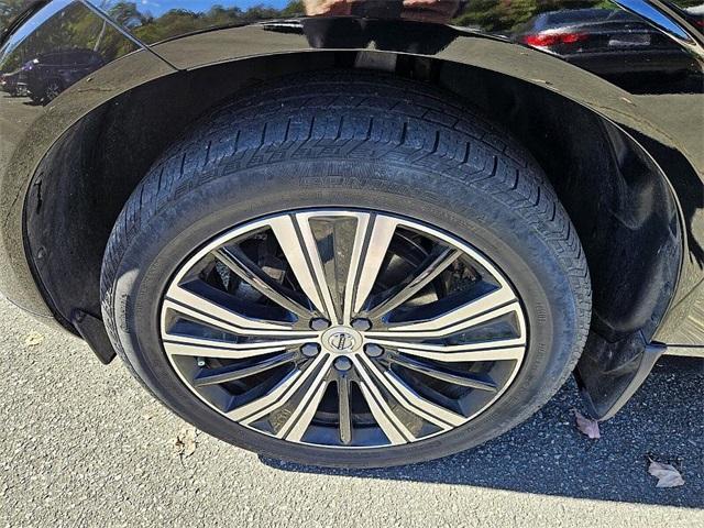 used 2022 Volvo XC60 car, priced at $30,984
