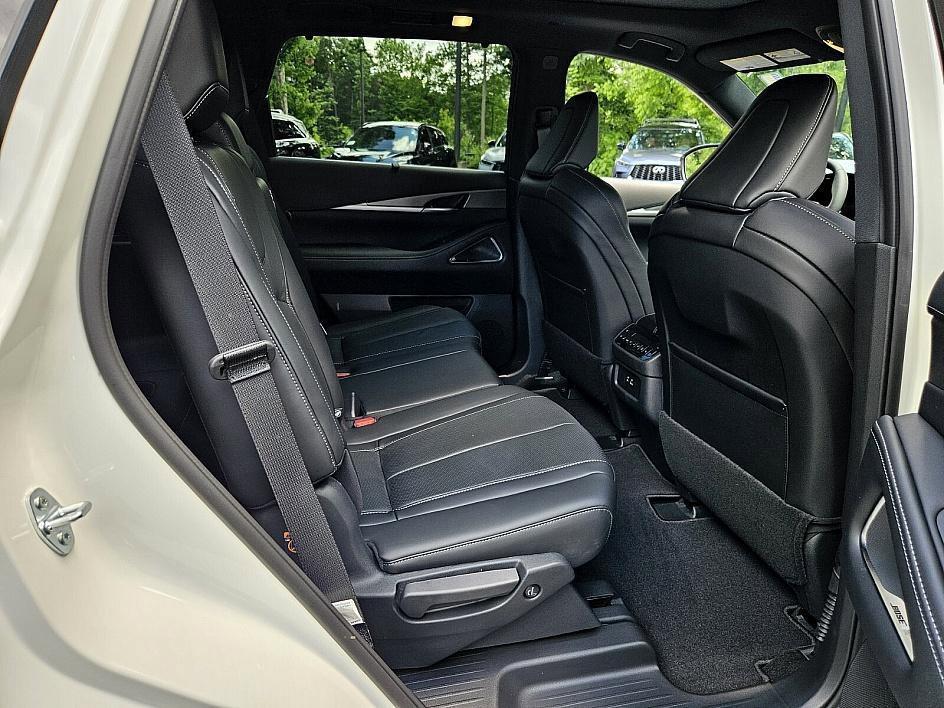 new 2025 INFINITI QX60 car, priced at $60,980