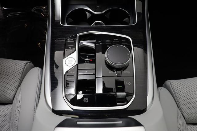 new 2026 BMW X7 car, priced at $97,540