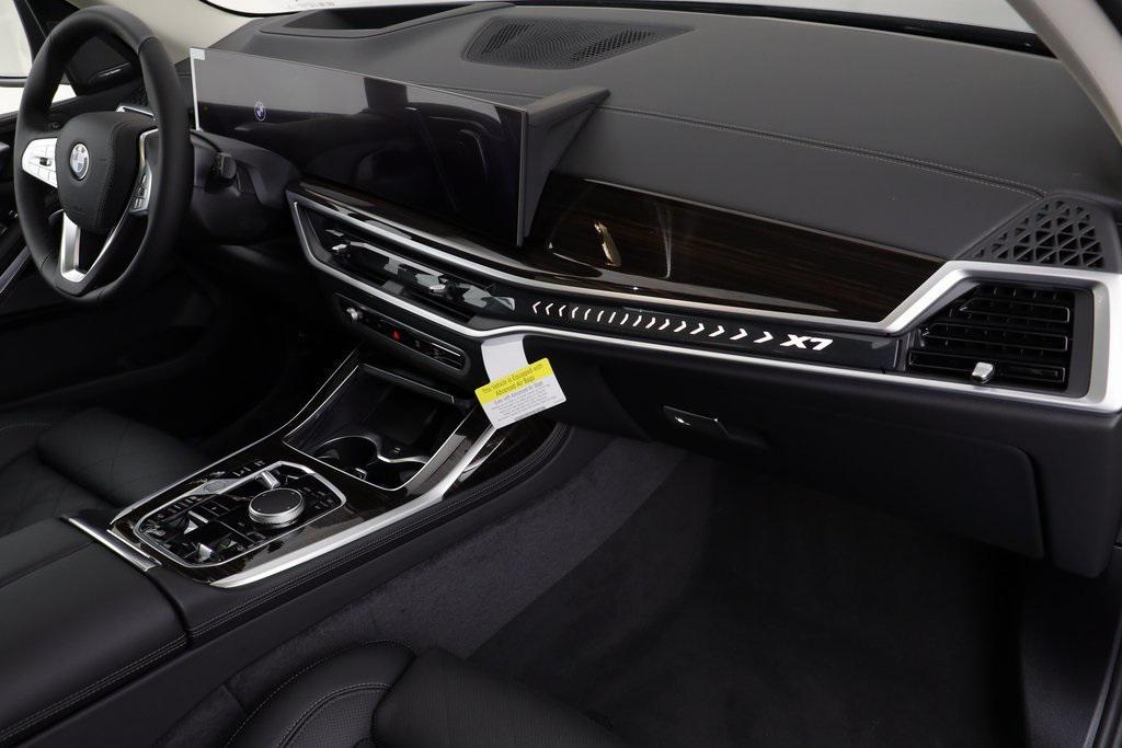 new 2026 BMW X7 car, priced at $92,860