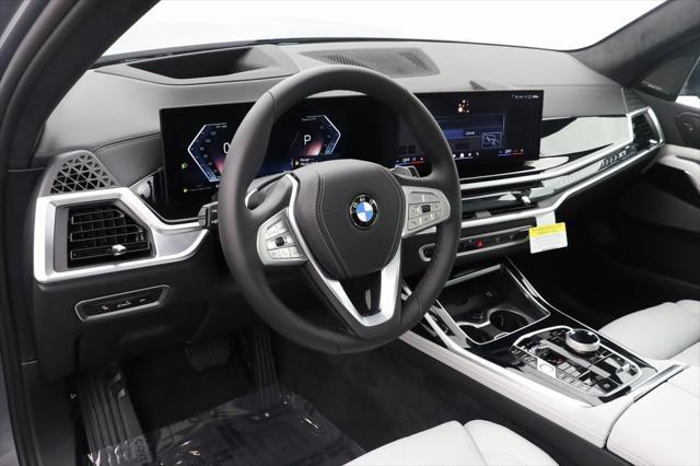 new 2025 BMW X7 car, priced at $96,870