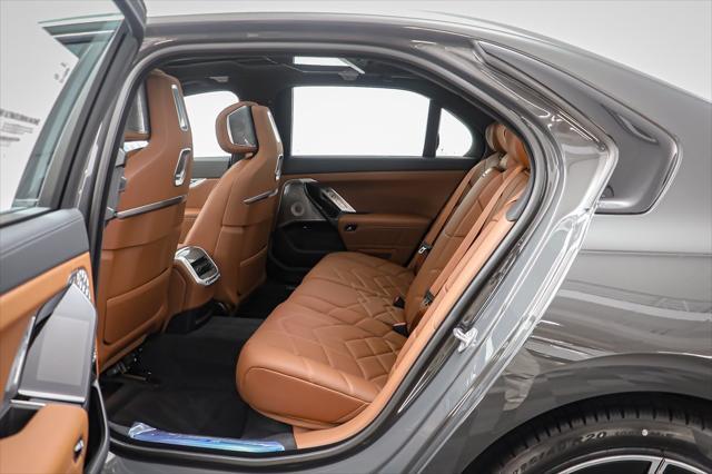 new 2025 BMW 760 car, priced at $145,955