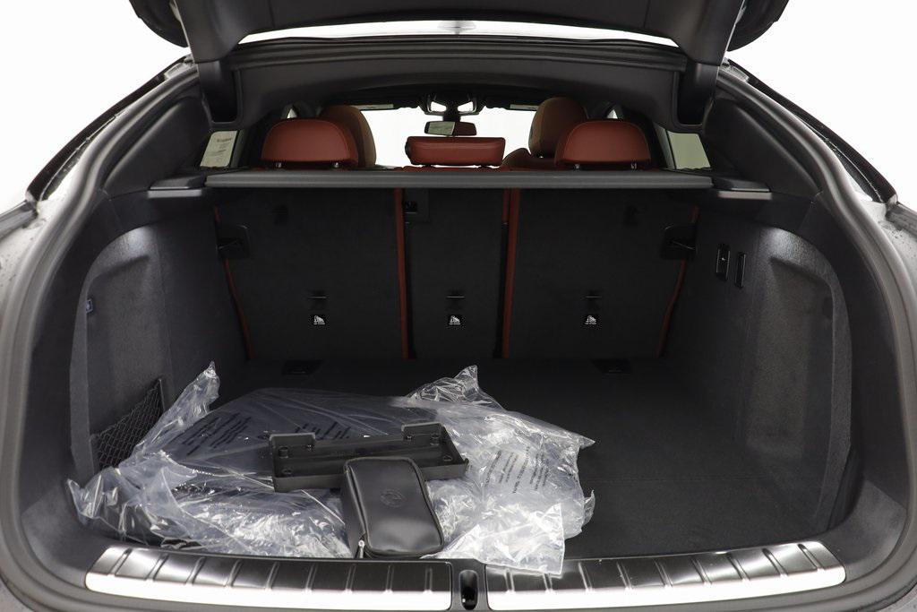 new 2025 BMW X4 car, priced at $61,185