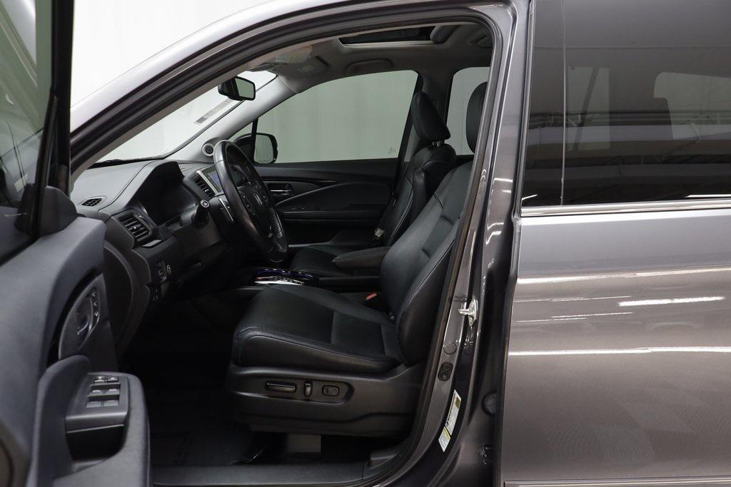 used 2016 Honda Pilot car, priced at $18,977