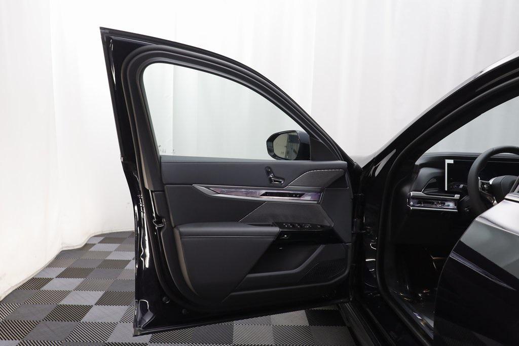 new 2026 BMW 750e car, priced at $114,605