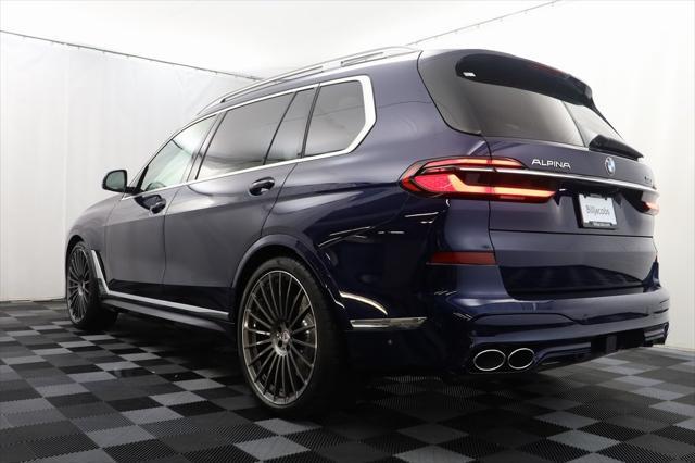 new 2025 BMW X7 car, priced at $159,295