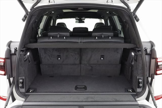 new 2026 BMW X7 car, priced at $95,040
