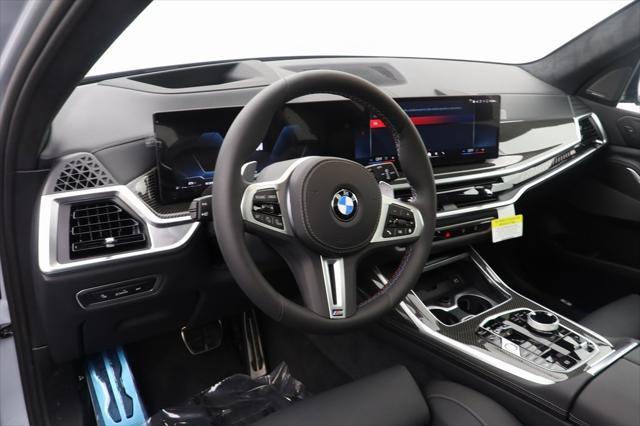 new 2025 BMW X7 car, priced at $121,285