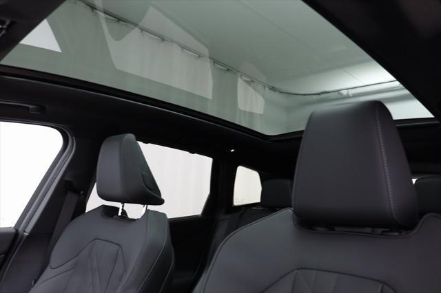 new 2025 BMW X3 car, priced at $59,280