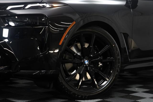 new 2025 BMW X7 car, priced at $120,710